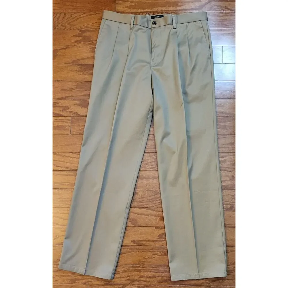 DOCKERS Signature Khaki D3 Classic Fit Pants / Slacks Men's Size 34 X 33